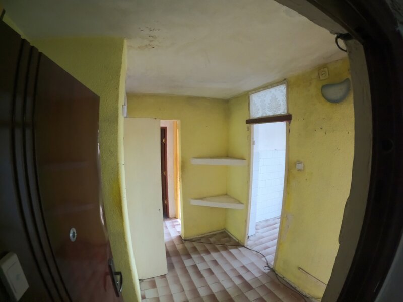 Daciei, oportunitate de investitie: apartament cu doua camere decomandat.